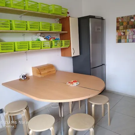 Bart House Homestay Warsaw