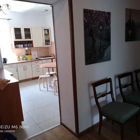 Homestay Bart House Warsaw